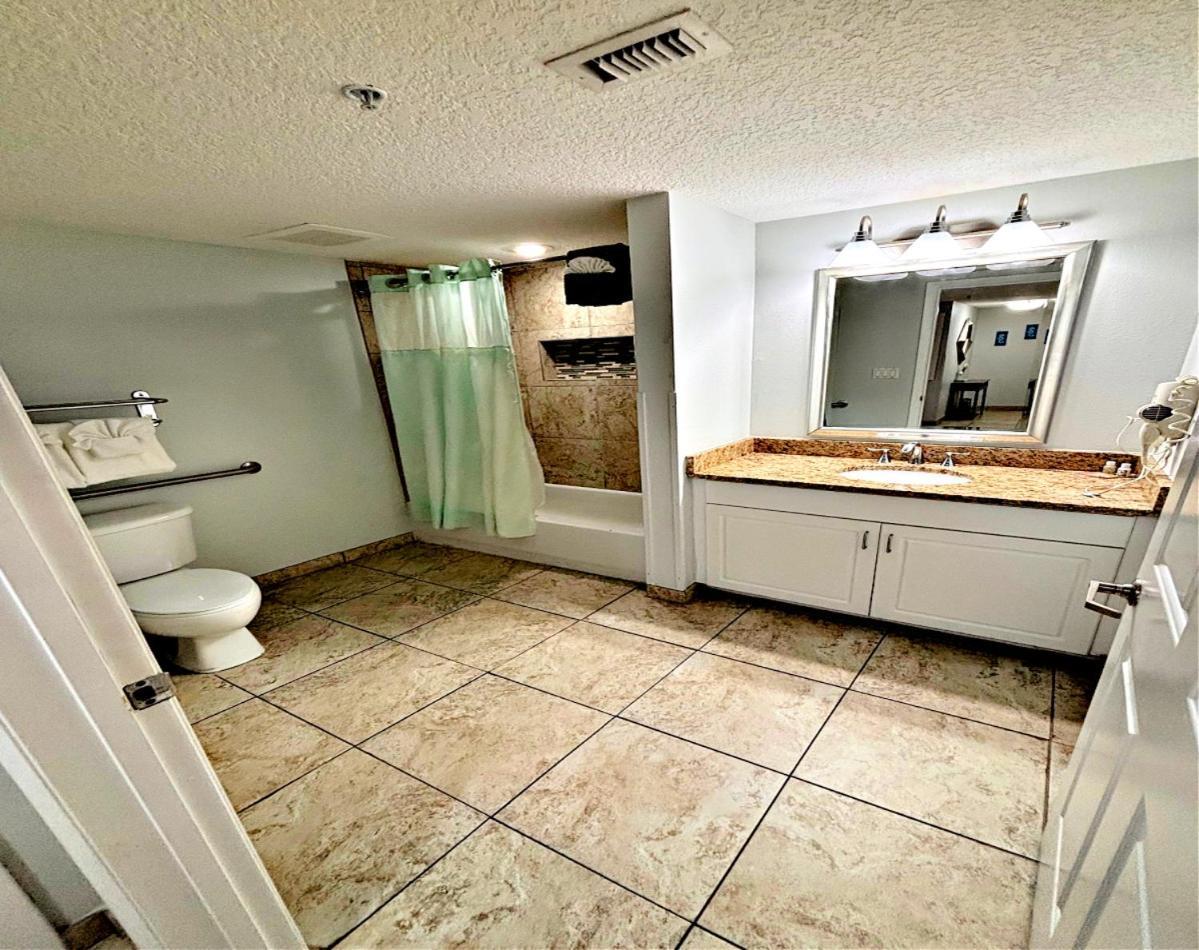 2 Bedroom Resort Condo Direct Oceanfront Wyndham Ocean Walk - Daytona Funland 2226 Daytona Beach Eksteriør billede
